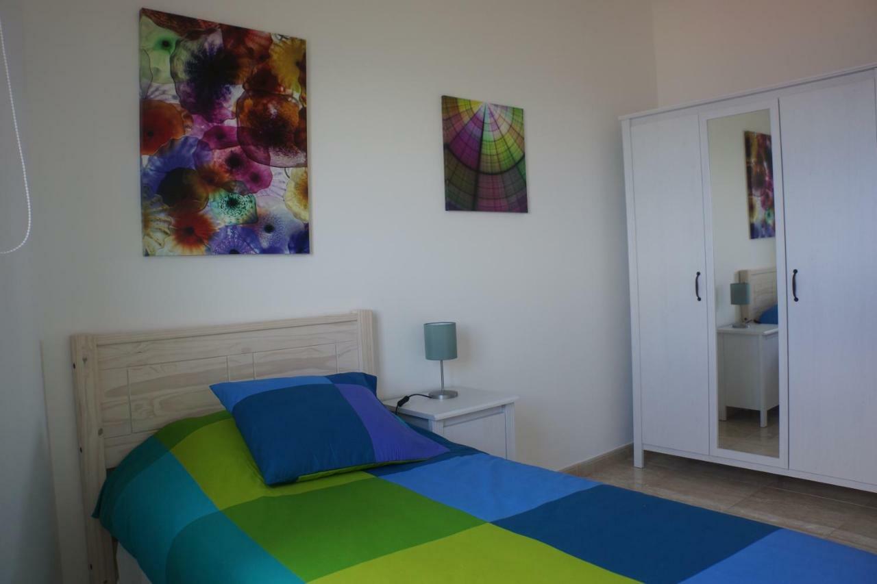 Apartamento Merese 3 Habitaciones Frontera Bagian luar foto